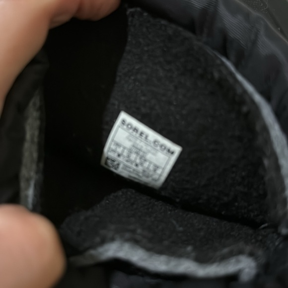 Sorel boots - Picture 9 of 9